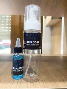 Cặp tạo bọt vệ sinh da trước khi xăm và lau mực xăm dư thừa