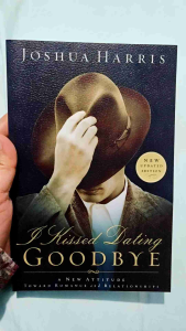 I Kissed Dating Goodbye by Joshua Harris (Paperback)