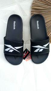 promo sandal slip on pria wanita/sandal casual kekinian/hitam putih