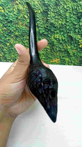 Dekorasi Rumah Tradisional dengan Cangklong Kayu Kelor Hitam Ukir Pak Tua