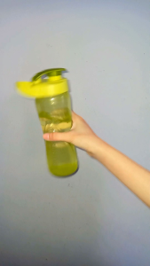 Sale!! Splash Bottle Flip Tulipware