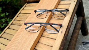 Kacamata Baca Plus/Lensa Progresif Pria Baca Dan Bisa Jalan Double Fokus