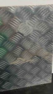 อลูมิเนียมแผ่นลายกันลื่น 45x60ซม. ลายตีนเป็ด