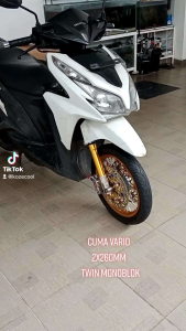 Teromol Tromol Depan Double Disc/Piringan untuk Motor Vario, Beat, Scoopy, Vixion, dan Lainnya