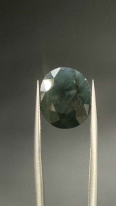 💙 พลอยไพลินบลูเเซฟไฟร์ มาดากัสการ์ เจียรเหลี่ยม เนื้อสวย ชิ้นค่อนข้างใหญ่ สีสวยเหลือบเล่นเเสงดีมาก / ขนาด 9.4 กะรัต 🌿 ( Blue Sapphire Madagasca ) 9.4 ct. ☘️