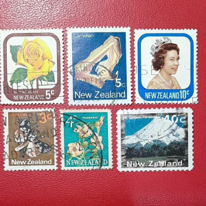 Prangko New Zealand Kuno 6 pcs Campur USED