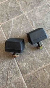 ยางกันกระแทกแหนบเสริม ยางรองปลายแหนบ รถกระบะทุกรุ่น **ยางอย่างดี แข็งแรง**