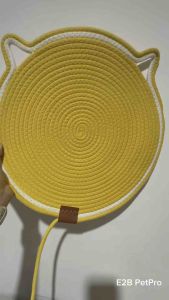 เสื่อลับเล็บแมว เสื่อแมวข่วนลับเล็บแบบทอ ของเล่นแมว เบาะรองนอนสำหรับแมว J002