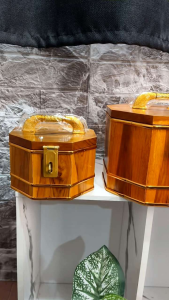 ออมสินไม้สักทรงแปดเหลี่ยม