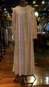 Dayana Dress by Dian Pelangi: Busana Muslim Modern & Elegan