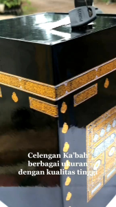 Celengan Kaca Berbahan Kaca & Kunci
