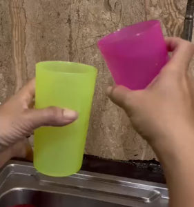 Gelas Plastik/ Gelas tutup