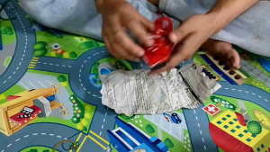 MAINAN PRAHU - KAPAL - PERAHU KALENG OTOK OTOK JADUL UKURAN BESAR