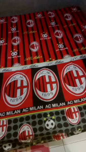 SPREI DISPERSE MOTIF PECINTA BOLA NO 1 UK 180X200 TERLARIS
