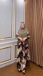 (( New Arrival )) Julia Set Hijab Setelan Gamis + Jilbab Bahan Katun Rayon Motif Cantik Baju Muslim Syari Setelan Baju Muslim Wanita Model Terbaru Set Dress Dewasa Setelan Gamis Jumbo Busui Friendy