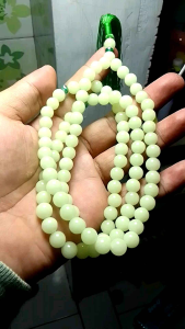 tasbih batu pospor nyala