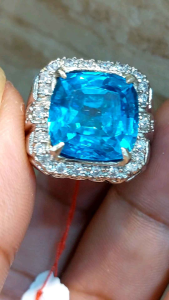 CINCIN BATU PERMATA BLUE TOPAS SUPER ( ORI SWISS )