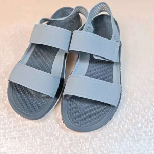 Sandal Crocs / Sandal Crocs Literide 360 Sandal Wanita