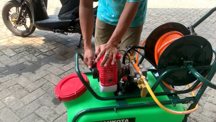 MESIN SPRAYER TROLLEY MSE 60 LITER | MESIN SEMPROT PAKAI TANGKI SIAP ...