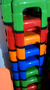 Bangkujongkok segi plastik Lion Star square stool G-3