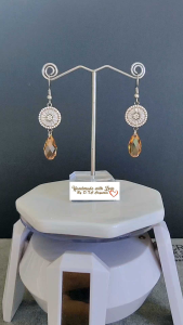 [D.T.C Crystals] Vintage Swarovski Briolette/Teardrop Earrings