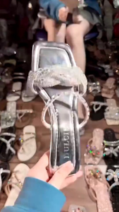 Guốc Nữ Gót Xuồng Khuyết Cao 5cm Quai Đá Đan Rết 6 Dây 1 Dây Nhị Đế Chống Trơn Trượt.