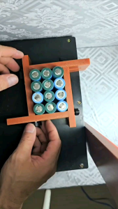 khuôn đóng cell pin 18650 pin21700 chuyên đóng pin xe điện máy khoan máy cắt.