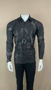 Kemeja Batik Pria Motif Tama: Elegan & Nyaman