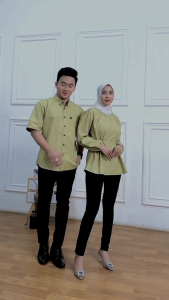 BAJU COUPLE ALARA KEMEJA COWOK DAN BLOUS CEWEK\\n\\n Apa Itu Baju Couple Alara?\\n\\nBaju couple Alara adalah pakaian yang dirancang khusus untuk pasangan, baik dalam bentuk kemeja cowok dan blous cewek, baju casual couple, maupun pakaian couple untuk acara. Desain couple wear ini memungkinkan pasangan untuk tampil serasi dan menarik di berbagai kesempatan.\\n\\n Desain Couple Wear\\n\\nDesain couple wear dari baju Alara menawarkan berbagai pilihan gaya dan model yang dapat disesuaikan dengan selera pasangan. Mulai dari kemeja cowok dan blous cewek yang sederhana hingga desain yang lebih elegan, Alara memiliki beragam pilihan untuk memenuhi kebutuhan pasangan.\\n\\n Baju Casual Couple\\n\\nUntuk pasangan yang lebih suka gaya santai, Alara juga menawarkan baju casual couple. Desain baju casual couple ini dirancang agar pasangan dapat tampil serasi dan nyaman dalam suasana santai, baik di rumah maupun saat hang out.\\n\\n Pakaian Couple untuk Acara\\n\\nSelain untuk gaya sehari-hari, Alara juga menawarkan pakaian couple untuk acara. Desain pakaian couple untuk acara ini dirancang agar pasangan dapat tampil elegan dan menarik dalam berbagai acara formal maupun semi-formal.\\n\\n Bagaimana Memilih Baju Couple Alara yang Cocok?\\n\\nMemilih baju couple Alara yang cocok bukanlah hal yang sulit. Berikut beberapa tips yang dapat membantu pasangan memilih baju couple Alara yang sesuai:\\n\\n Kemeja Cowok & Blous Cewek\\n\\nUntuk pasangan yang lebih suka gaya formal, kemeja cowok dan blous cewek dari Alara bisa menjadi pilihan yang tepat. Pastikan ukuran kemeja cowok dan blous cewek sesuai dengan tubuh masing-masing pasangan agar terlihat rapi dan nyaman.\\n\\n Desain Baju Couple Alara\\n\\nAlara menawarkan beragam desain baju couple yang dapat disesuaikan dengan selera pasangan. Pasangan dapat memilih desain baju couple Alara yang sesuai dengan gaya mereka, baik itu formal, semi-formal, maupun santai.\\n\\n Cara Mengenakan Baju Couple Alara dengan Benar\\n\\nSetelah memilih baju couple Alara yang cocok, pasangan juga perlu memperhatikan cara mengenakannya agar terlihat rapi dan menarik. Berikut beberapa tips yang dapat membantu pasangan mengenakan baju couple Alara dengan benar:\\n\\n Tips Mengenakan Kemeja Cowok & Blous Cewek\\n\\nUntuk pasangan yang memilih kemeja cowok dan blous cewek dari Alara, berikut beberapa tips yang dapat membantu mereka mengenakannya dengan benar:\\n\\n- Pastikan ukuran kemeja cowok dan blous cewek sesuai dengan tubuh masing-masing pasangan.\\n- Pasangan dapat menambahkan aksesori seperti dasi atau kalung untuk menambah kesan elegan.\\n- Pastikan kemeja cowok dan blous cewek terlipat rapi agar terlihat rapi dan profesional.\\n\\n Cara Mengombinasikan Baju Couple Alara untuk Acara\\n\\nUntuk pasangan yang akan menghadiri acara formal maupun semi-formal, berikut beberapa tips yang dapat membantu mereka mengombinasikan baju couple Alara dengan benar:\\n\\n- Pasangan dapat memilih desain baju couple Alara yang sesuai dengan tema acara.\\n- Pastikan warna baju couple Alara sesuai dengan warna kulit masing-masing pasangan agar terlihat rapi dan menarik.\\n- Pasangan dapat menambahkan aksesori seperti sepatu atau jam tangan untuk menambah kesan elegan.\n}