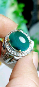 CINCIN BATU BACAN DOKO MAJIKO COKLAT CRYSTAL