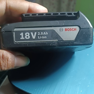 ADAPTOR/BATREI BOSCH 18Volt 15 AH /2.0AH Copotan bor ori