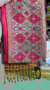 สไบขิดลาว สไบ ผ้าสไบ อัดกาว ผ้าเบี่ยง ผ้าสไบลาว แบบชายลูกปัด ยาว200ซม.