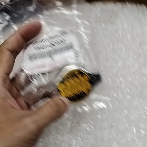 ฝาหม้อน้ำ​Toyota​ วีโก้เบ็นซิน​ อัตติส วีออส​ อินโนว่า​ สอบถามทักแชทก่อนสั่งเพื่อความถูกต้อง​ อันนี้ของแท้