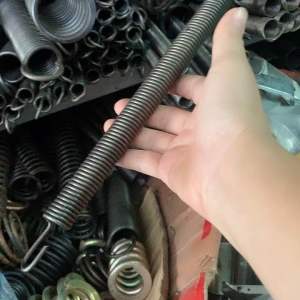 Lò xo kéo phi 20 (sợi 3mm dài tổng 300mm) ✅✅✅