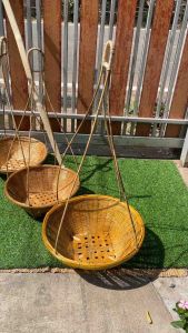 หาบ 1 คู่ หนึ่ง พร้อม เครื่อง กระจาย 15 นิ้ว หาบเงิน หาบทอง หาบเหรียญโปรยทาน ซื้อ หรือ แบ่ง เก็บ จำนวน 1 คู่