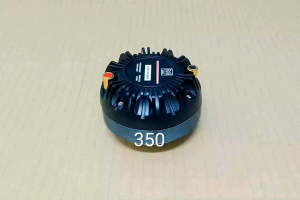 loa trép Martin 350