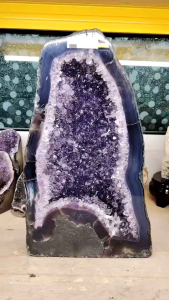 天然特级巴西紫水晶洞摆件Natural Super High Gred Brazil Amethyst Cave Ornament