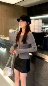 Áo Len Trễ Vai Hàng Nút Thời Trang Nữ Trẻ Trung Dưới 55Kg Habis