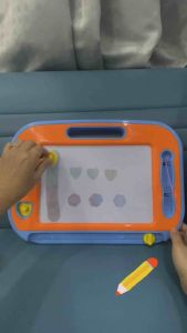 กระดานวาดแม่เหล็ก 47x35cm, magnetic multi-color และลบได้ กระดานวาดลบแม่เหล็ก