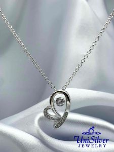 Unisilver 925 Sterling Silver Asymmetrical Heart Pendant Necklace (PS781-1001/LN015-024016)