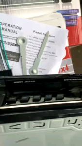 Đài thẻ đài cho xe hơi xe tải 12v 24v dùng chung có chân USB MP3 FM RADIO TIN TỨC GIAO THÔNG.