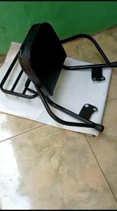 Sandaran Jok Belakang Lipat Scoopy Tahun 2024 & 2025