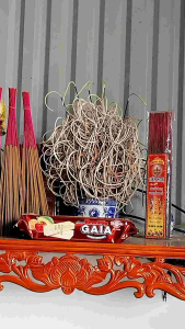 Hương đen Nhang Đen truyền thống nguyên liệu nhựa trám rừng tự nhiên (100 nén) (mua 5 tặng 1 là 6)