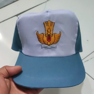 topi sekolah SMA putih bordir TUTWRI bahan seragam sekolah