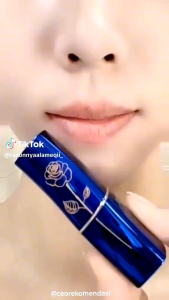 Lipstik Biru Tahan Lama LESSXCOCO BERUBAH WARNA Viral
