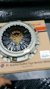 Matahari Dekrup Clutch Cover Assy Triton 2.5cc Pajero Sport Dakar