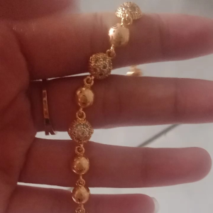 Set Perhiasan Wanita Dewasa Motif Bola-Bola Gold