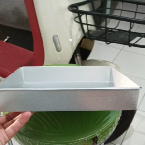 LOYANG Kotak Loyang segi empat loyang LAPIS LEGIT/LOYANG KUE LAPIS TERMURAH TERLENGKAP UKURAN 24X24 CM TINGGI 4CM BAHAN GALVANIS/GALVALUM TERMURAH TERLENGKAP DAN BERKUALITAS TINGGI