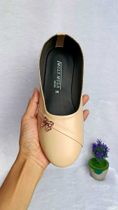 🔥รองเท้าคัทชูส้นแบน ตกแต่งอะไหล่โบว์ด้านหน้า...พร้อมส่ง✅