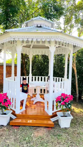 ศาลาทรงแปดเหลี่ยม